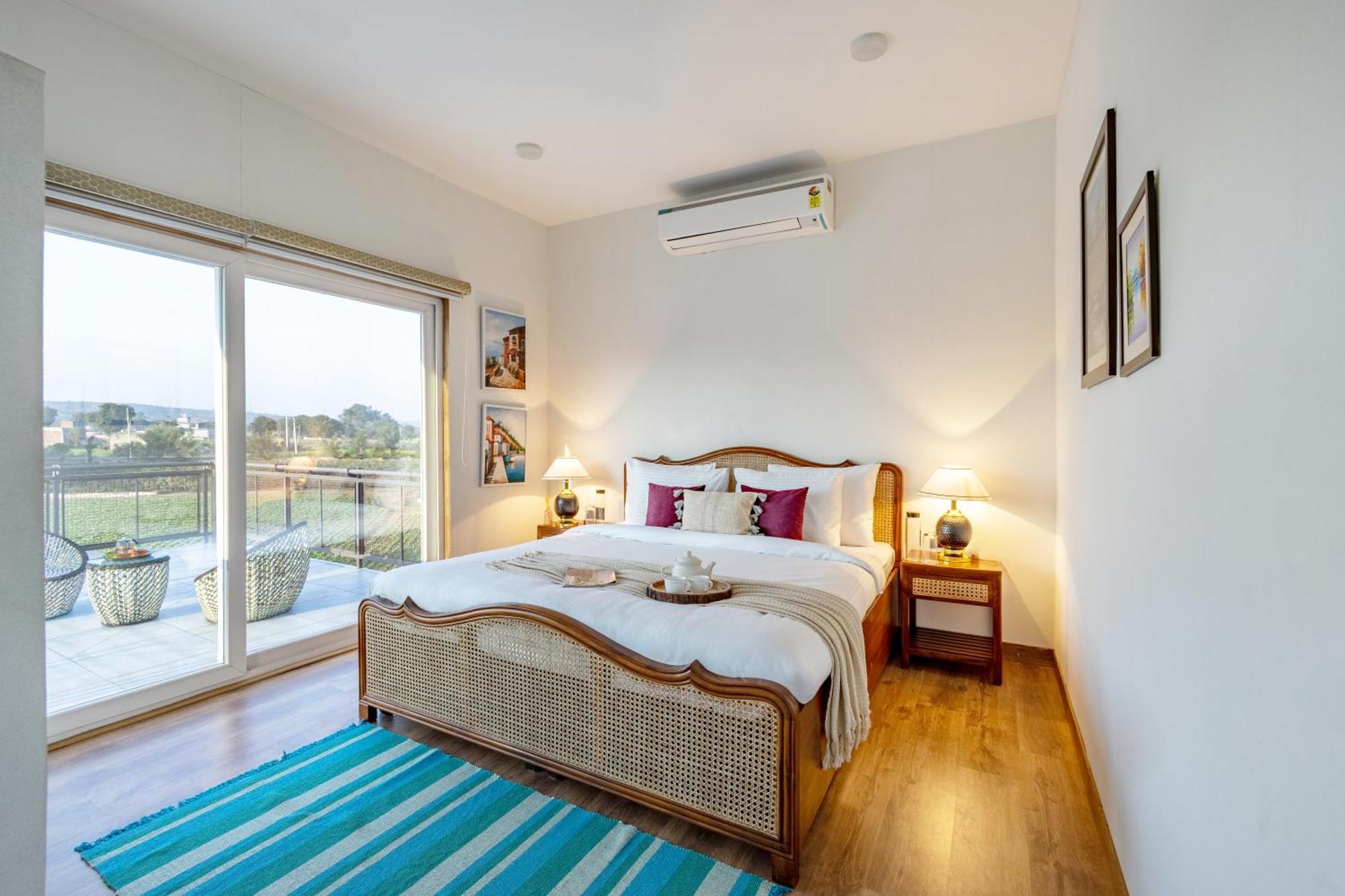 Villa Elivaas Hidden Oasis 4Bhk With Pool, Mud House & Container House Dhauj Exterior foto