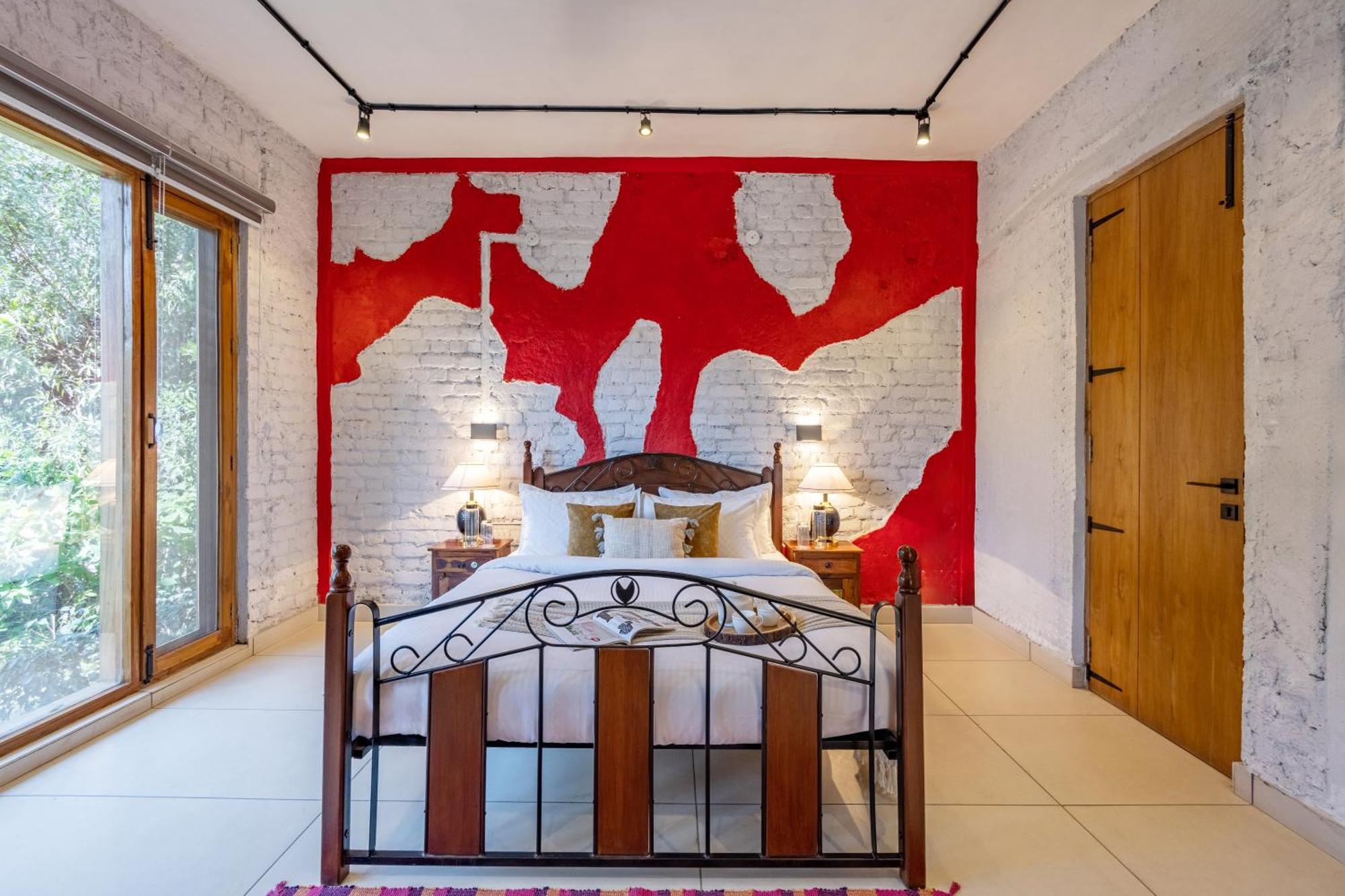 Villa Elivaas Hidden Oasis 4Bhk With Pool, Mud House & Container House Dhauj Exterior foto