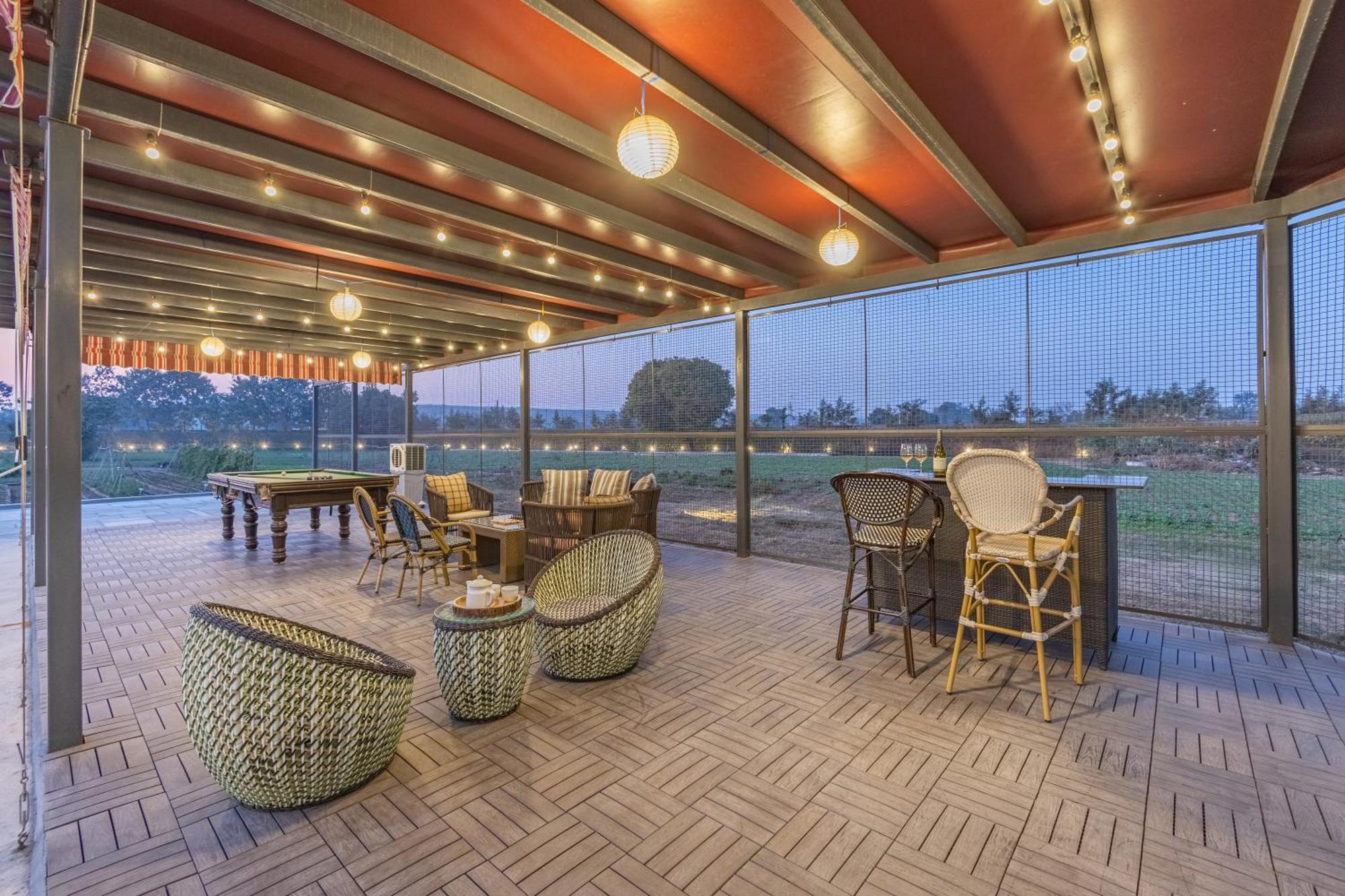 Villa Elivaas Hidden Oasis 4Bhk With Pool, Mud House & Container House Dhauj Exterior foto